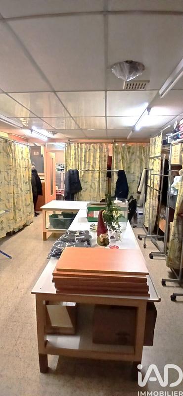 Maison - 235 m² - 5 pièces