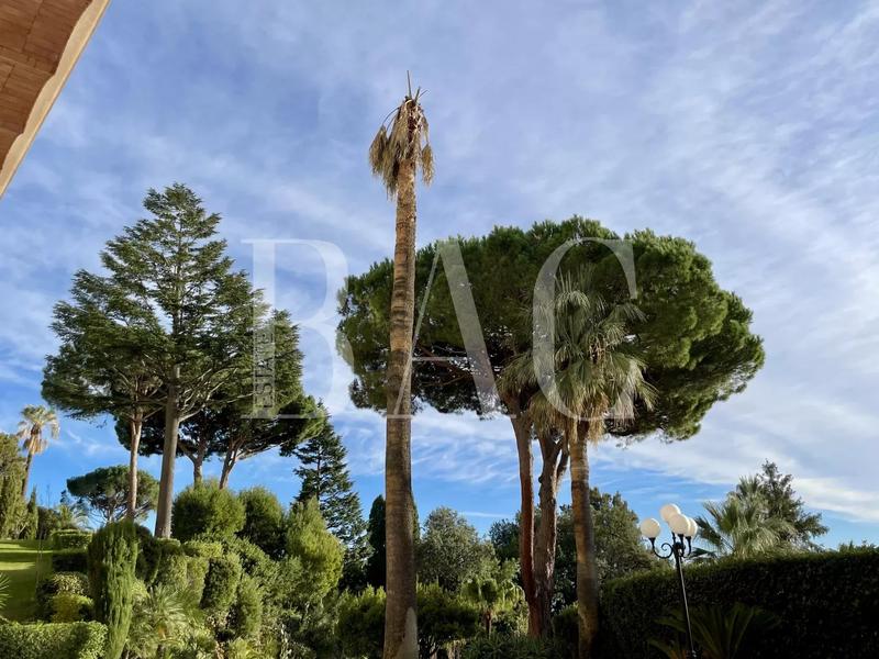 Appartement - 122 m² - 3 pièces