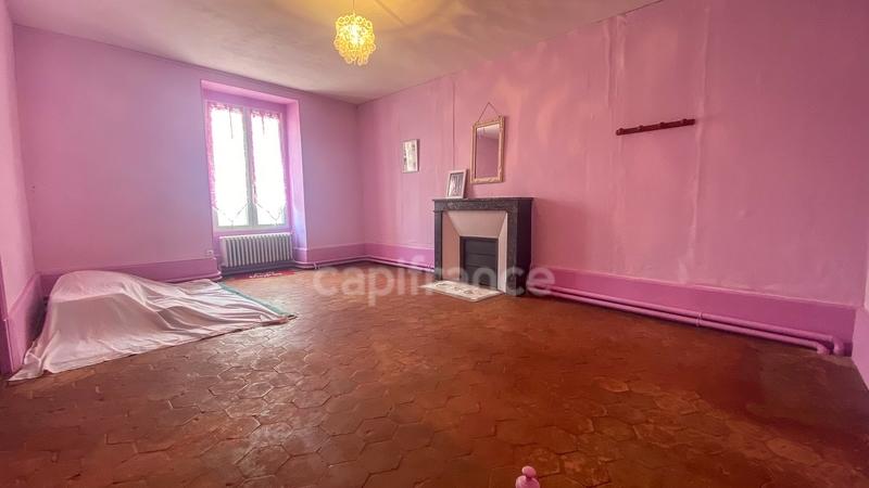 Propriété - 600 m² - 23 pièces