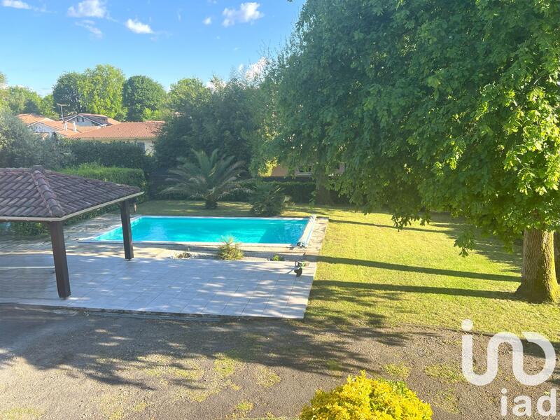 Maison de maîtres - 179 m² - 7 pièces