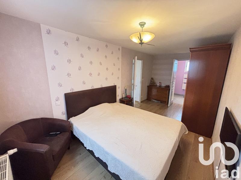 Maison - 137 m² - 7 pièces