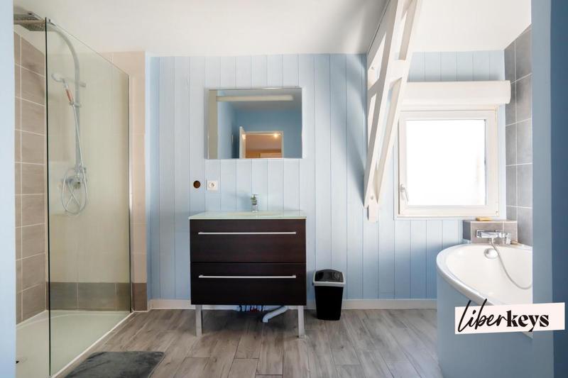 Maison d'architecte - 201 m² - 7 pièces