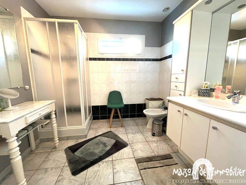 Maison - 105 m² - 4 pièces