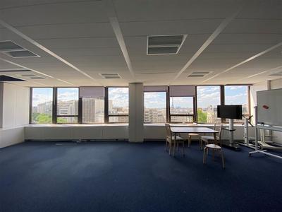 Bureau - 419 m²