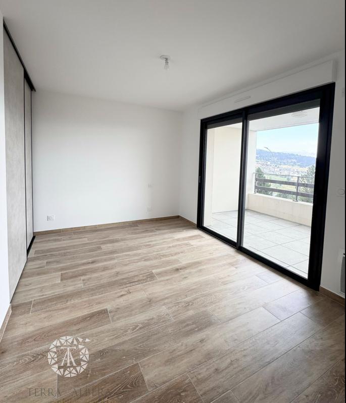 Duplex - 97 m² - 4 pièces