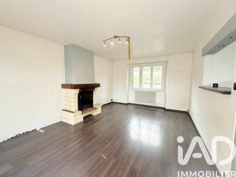 Maison - 138 m² - 5 pièces