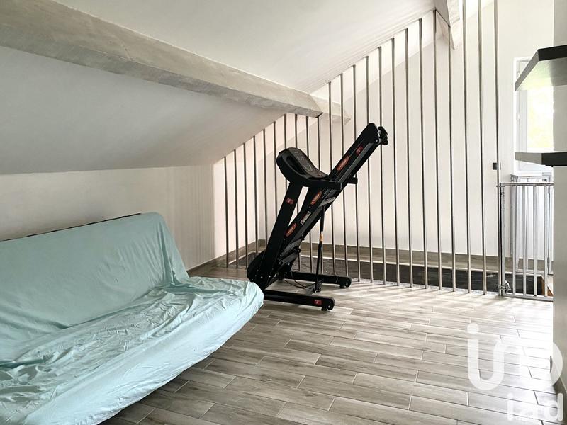 Maison - 250 m² - 11 pièces