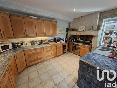 Maison - 338 m² - 12 pièces