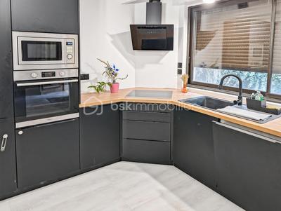 Maison - 66 m² - 3 pièces