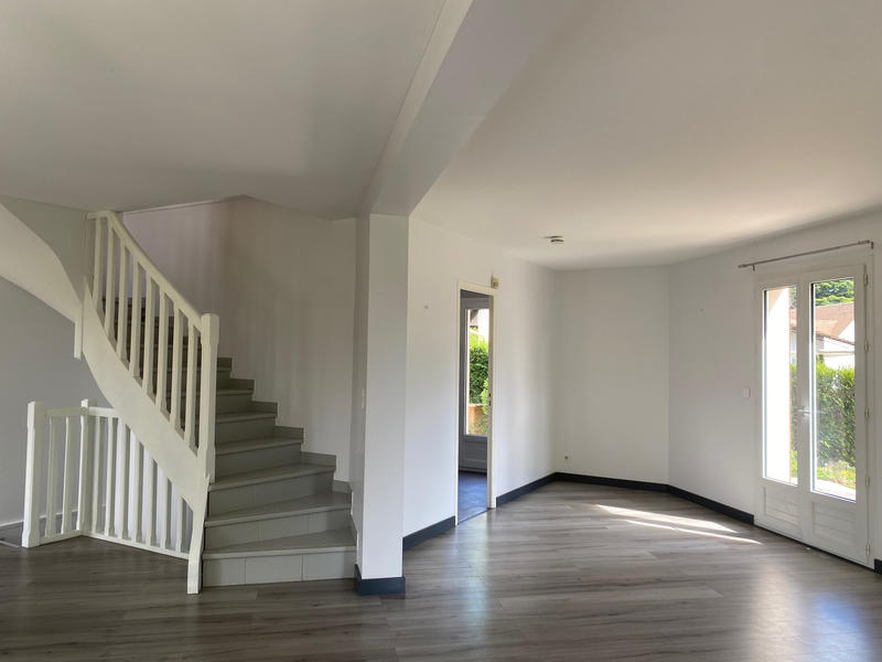 Maison - 145 m² - 7 pièces