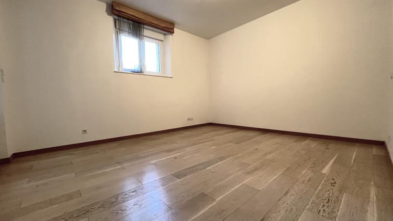 Appartement - 200 m² - 7 pièces