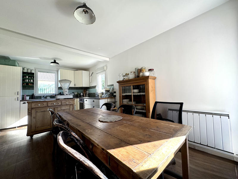 Maison - 110 m² - 6 pièces