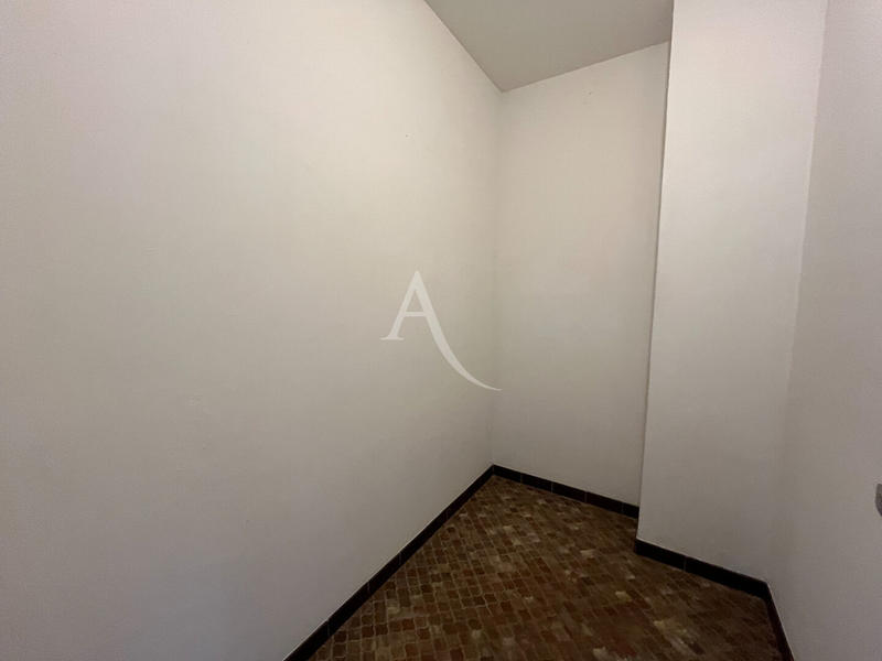 Appartement - 76 m² - 3 pièces