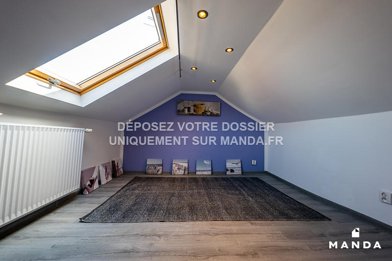 Chambre - 11 m² - 4 pièces