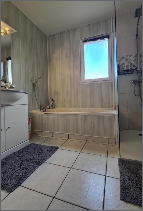 Maison - 84 m² - 7 pièces