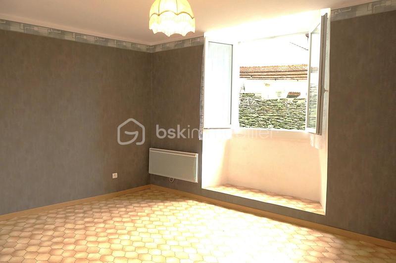 Maison de village - 64 m² - 3 pièces