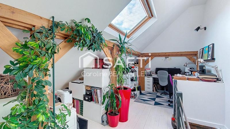 Maison - 204 m² - 7 pièces