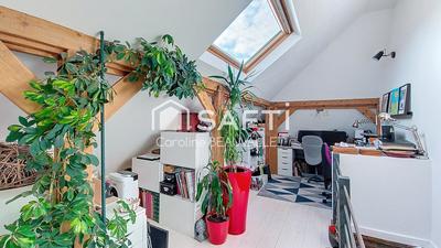 Maison - 204 m² - 7 pièces