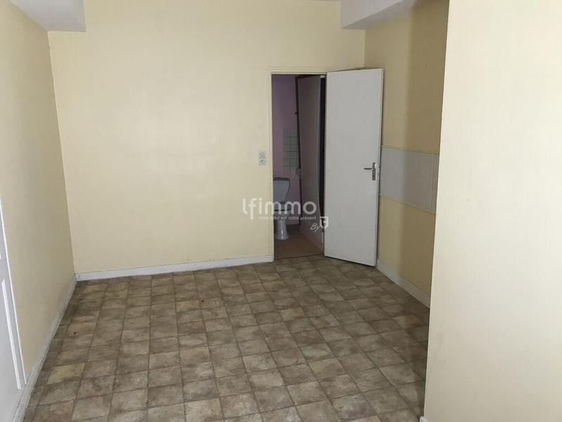 Maison de village - 300 m² - 15 pièces