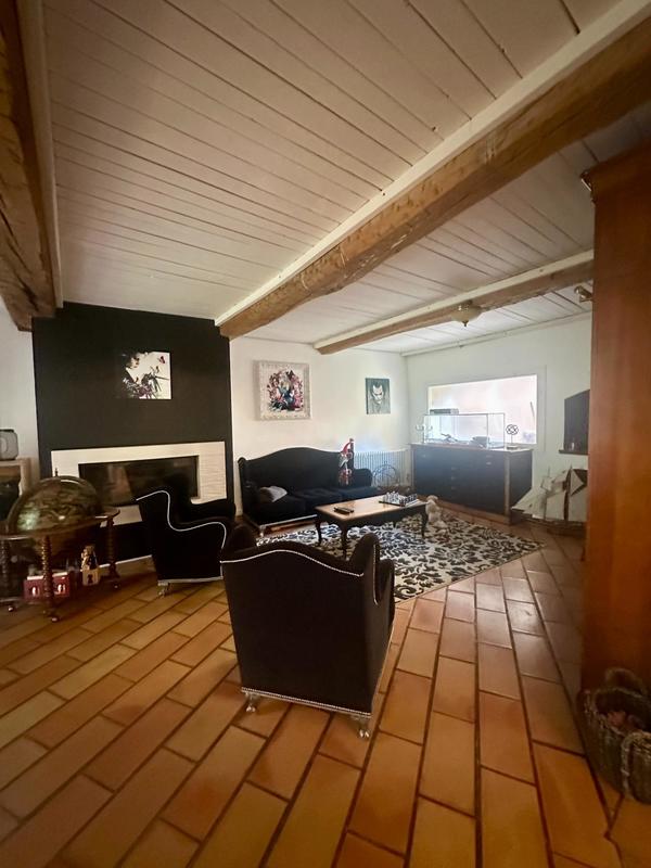 Maison - 193 m² - 9 pièces