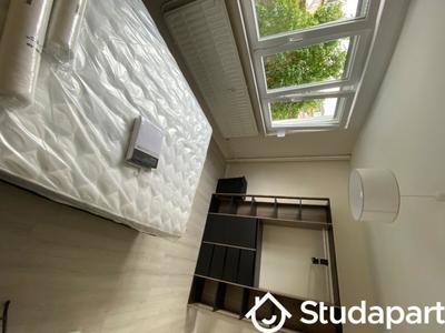 Chambre - 11 m² - 1 pièce