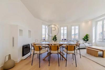 Appartement - 136 m² - 5 pièces