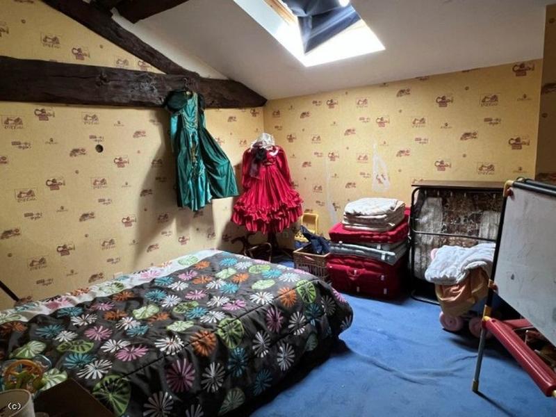 Maison ancienne - 180 m² - 7 pièces