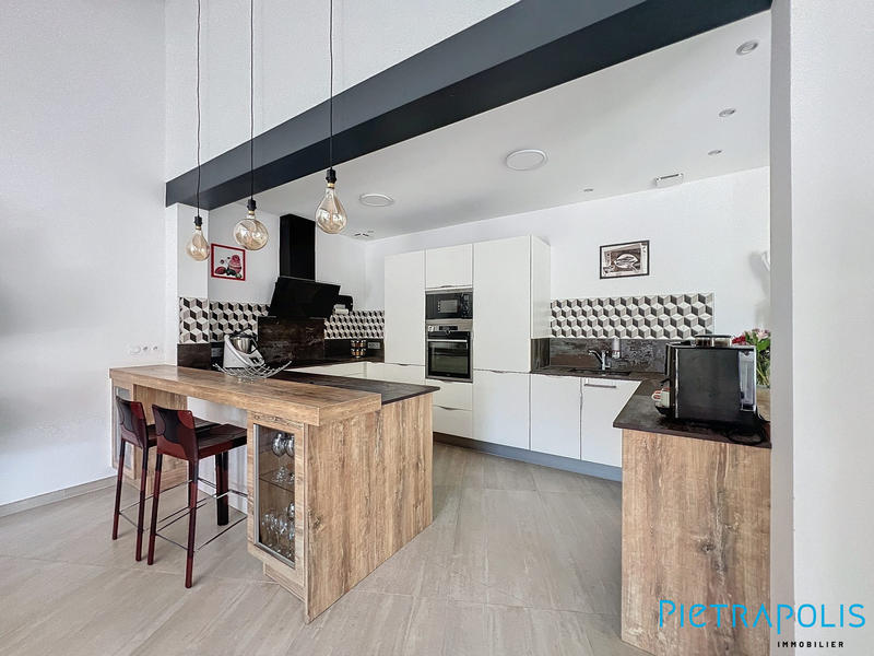 Maison - 173 m² - 5 pièces