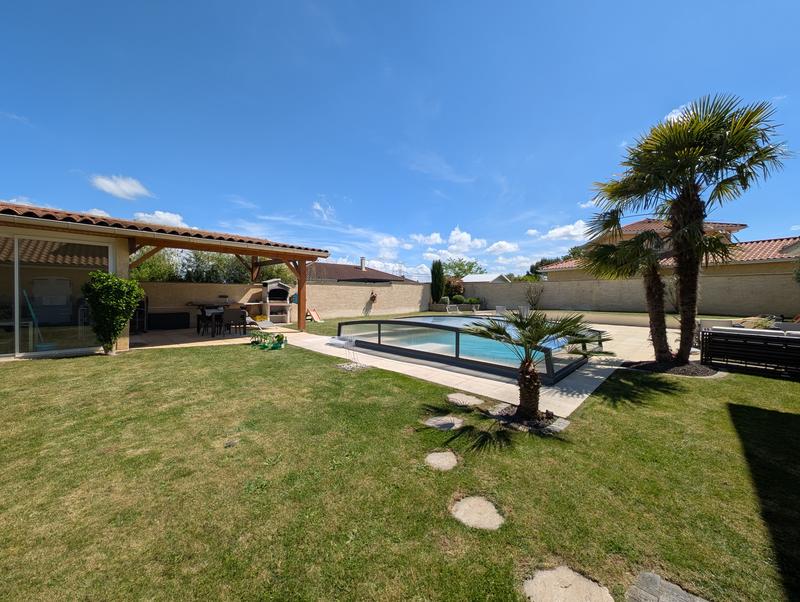 Maison - 168 m² - 7 pièces