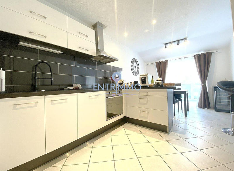 Appartement - 60 m² - 3 pièces