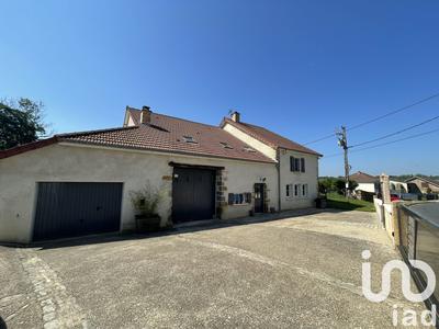 Maison de village - 230 m² - 7 pièces