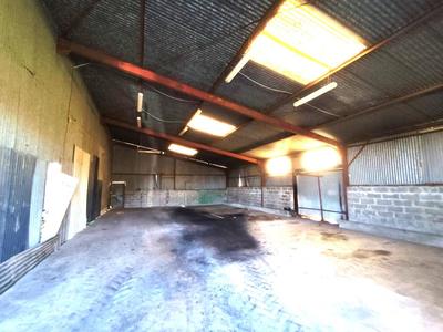 Bureau - 440 m² - 2 pièces