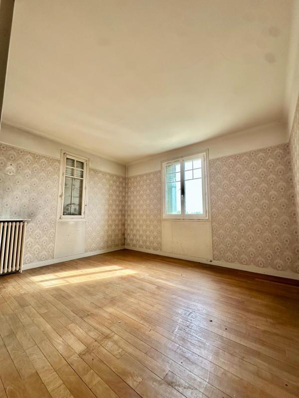 Maison - 96 m² - 4 pièces