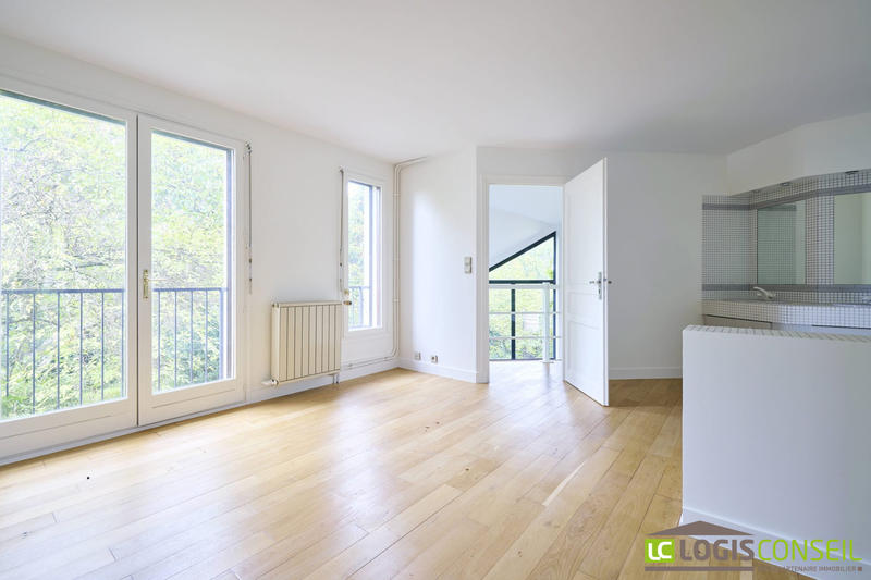 Maison contemporaine - 201 m² - 9 pièces