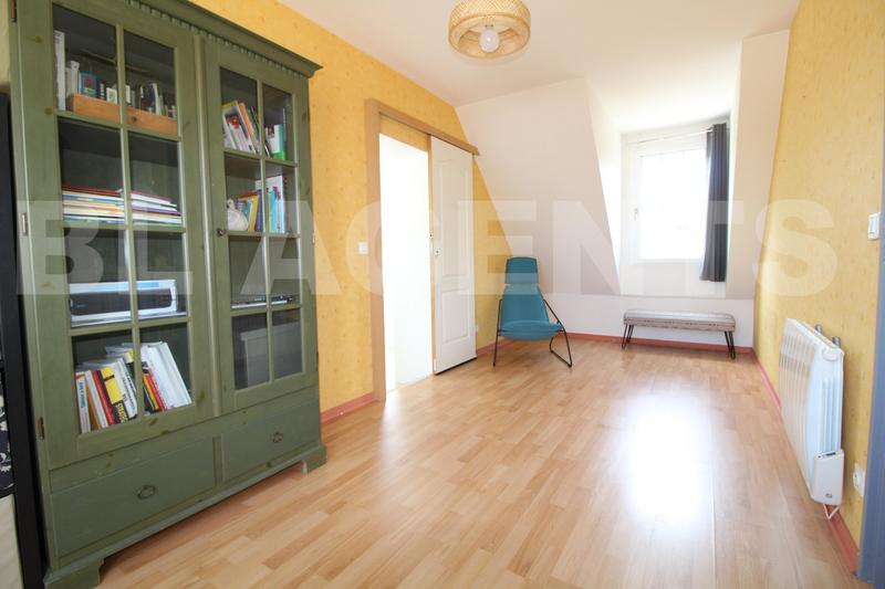 Maison traditionnelle - 158 m² - 7 pièces