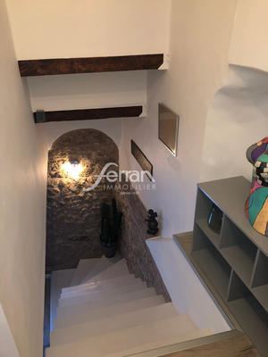 Appartement - 64 m² - 2 pièces