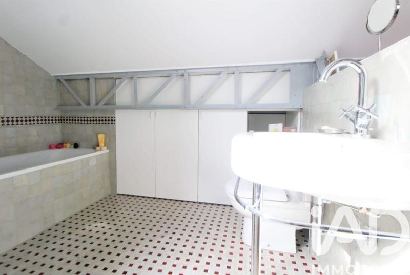 Maison - 169 m² - 6 pièces