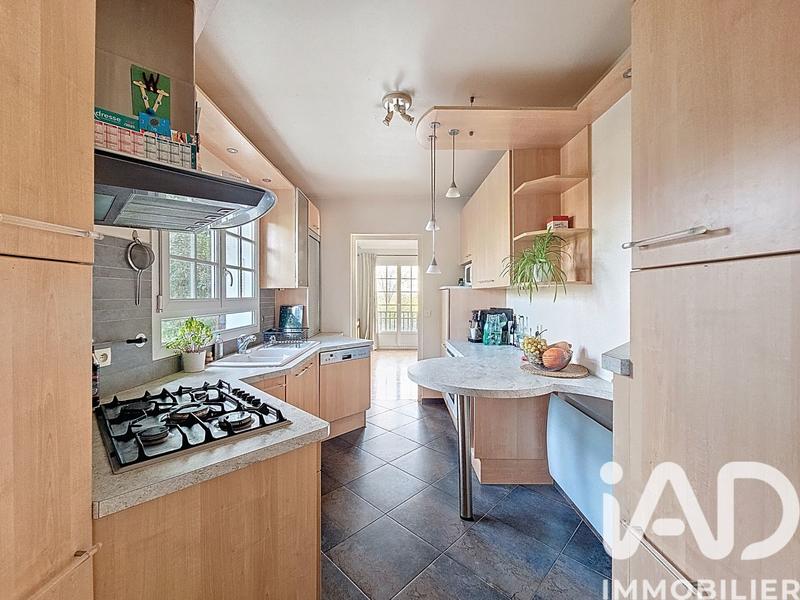 Maison - 185 m² - 7 pièces