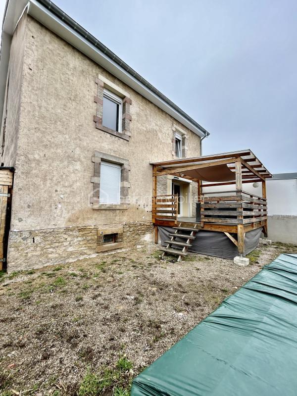 Maison - 200 m² - 4 pièces