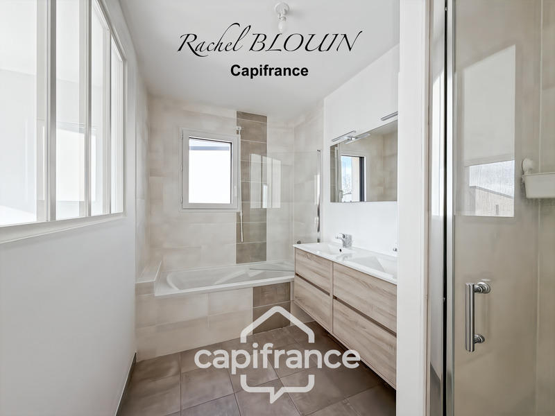 Maison - 104 m² - 5 pièces