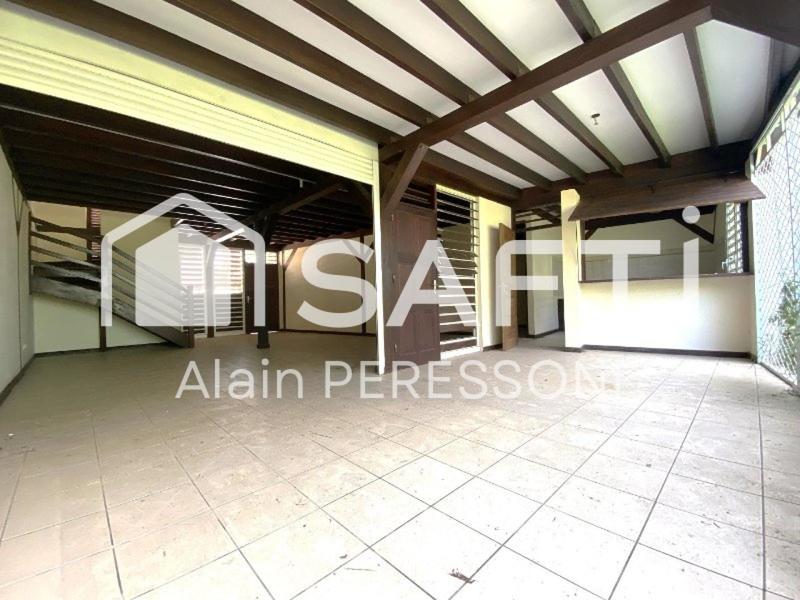 Maison - 150 m² - 5 pièces