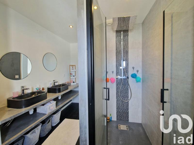 Maison - 160 m² - 7 pièces