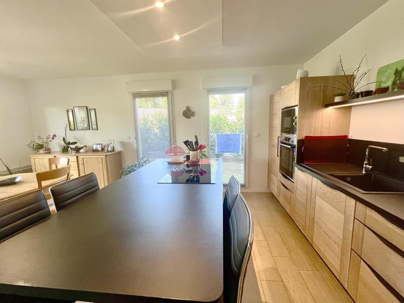 Appartement - 77 m² - 3 pièces