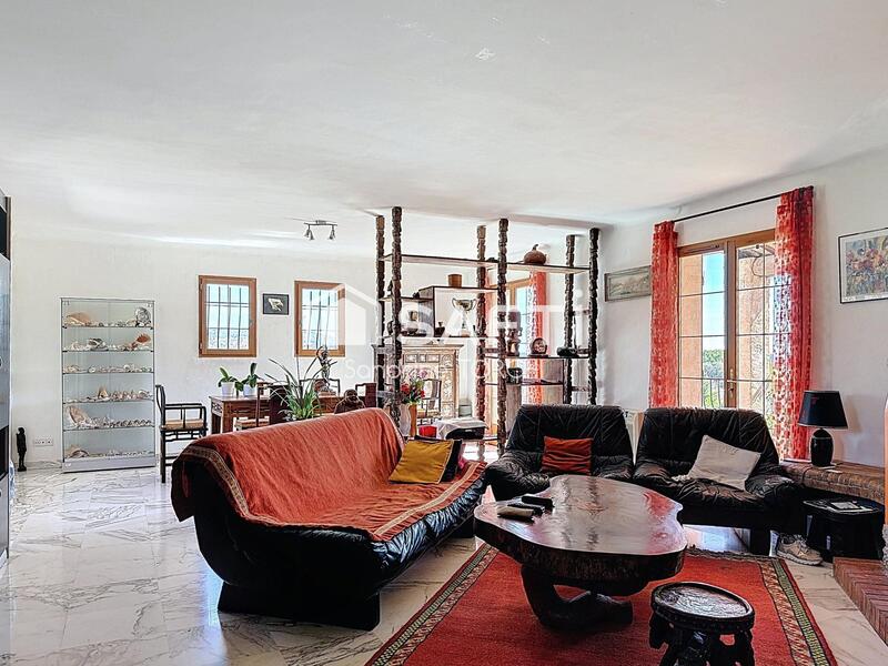 Maison - 120 m² - 5 pièces