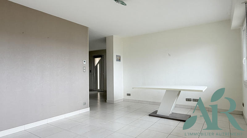 Appartement - 77 m² - 3 pièces