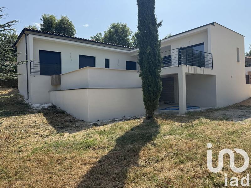 Maison - 130 m² - 5 pièces