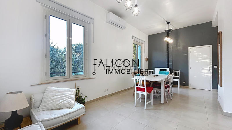 Maison - 94 m² - 4 pièces