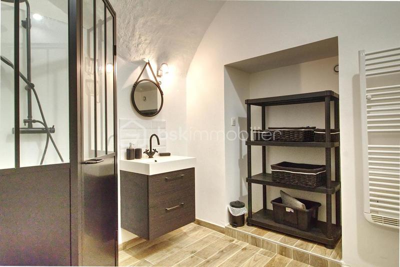 Immeuble - 368 m² - 9 pièces