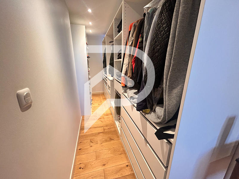 Maison - 137 m² - 4 pièces