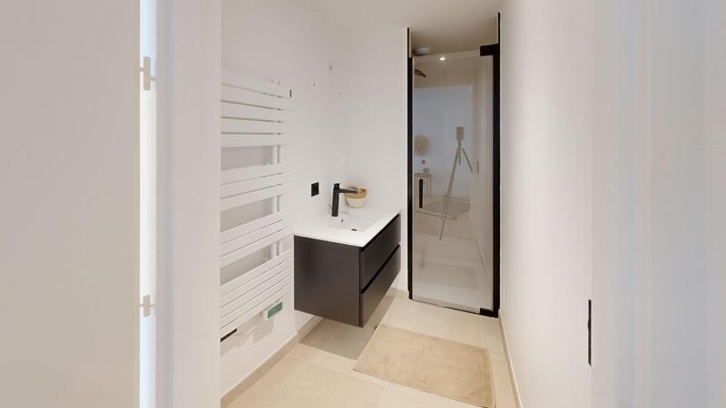 Loft - 100 m² - 4 pièces